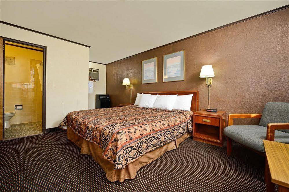 Country Hearth Inn-Hannibal Luaran gambar
