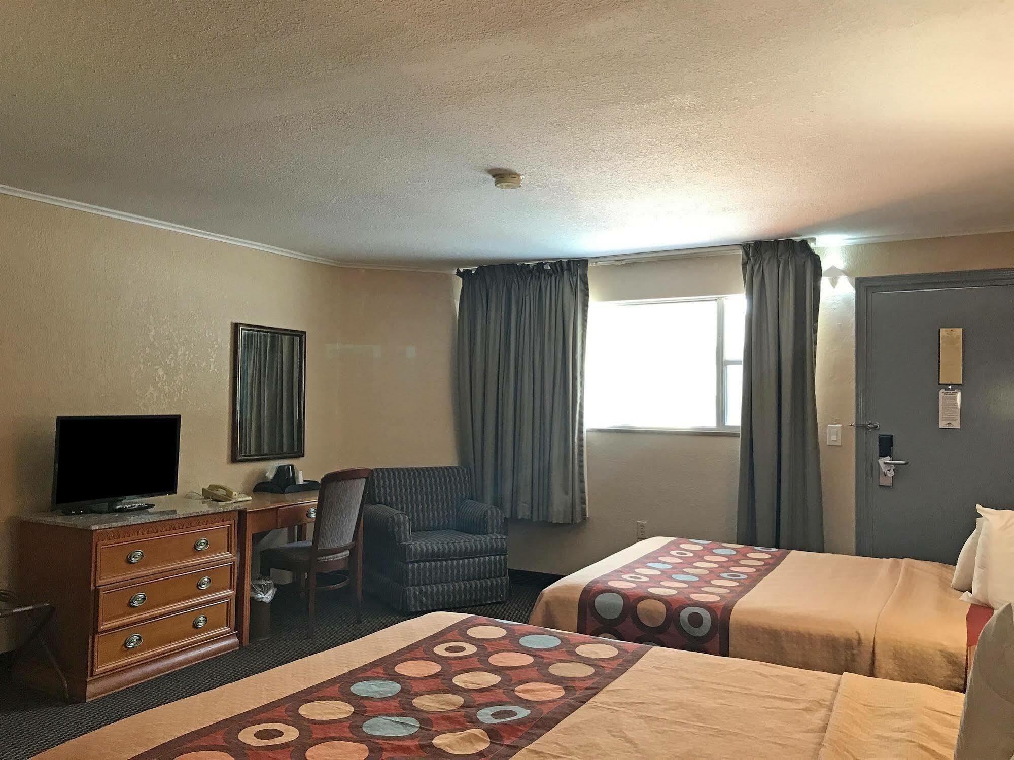 Country Hearth Inn-Hannibal Luaran gambar